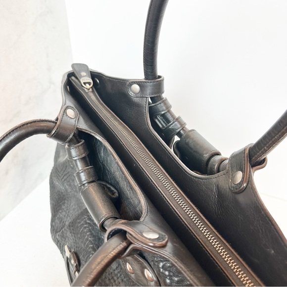 Salvatore Ferragamo Black Pebbled Calf Leather Celtico Tote Bag - Picture 3 of 9